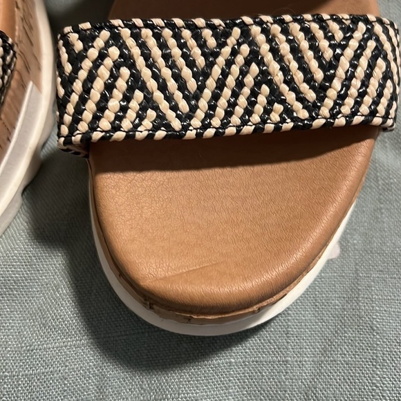 𝅺nwob Steve Madden Platforms - Picture 2 of 5